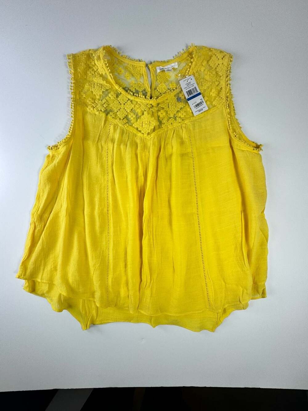 John Paul Richard Women's Sleeveless Lemon Zest Parasol Blouse with Crochet Lace
